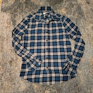Aeropostale Blue and Black Checkered Flannel Shirt Size XS